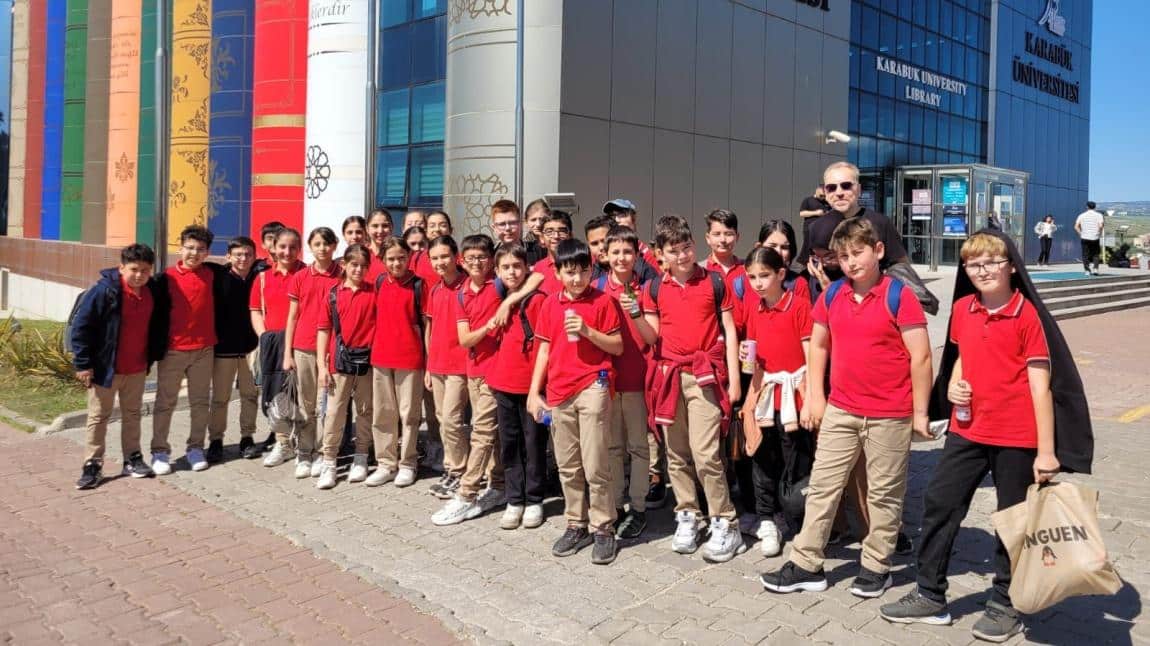 5B Sınıfının Karabük Üniversitesi Gezisi