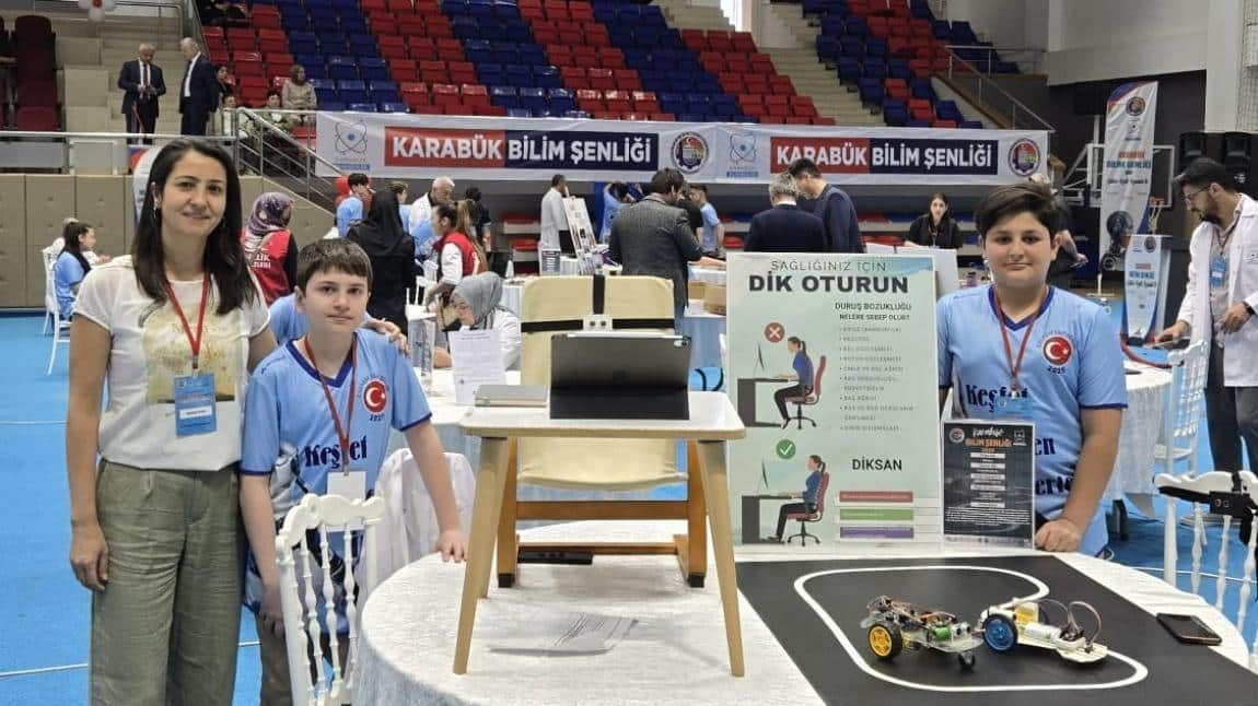 Bilim Şenliğinde Projemizi Sergiledik